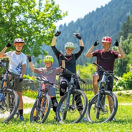 Alte Post Otel Feld am See